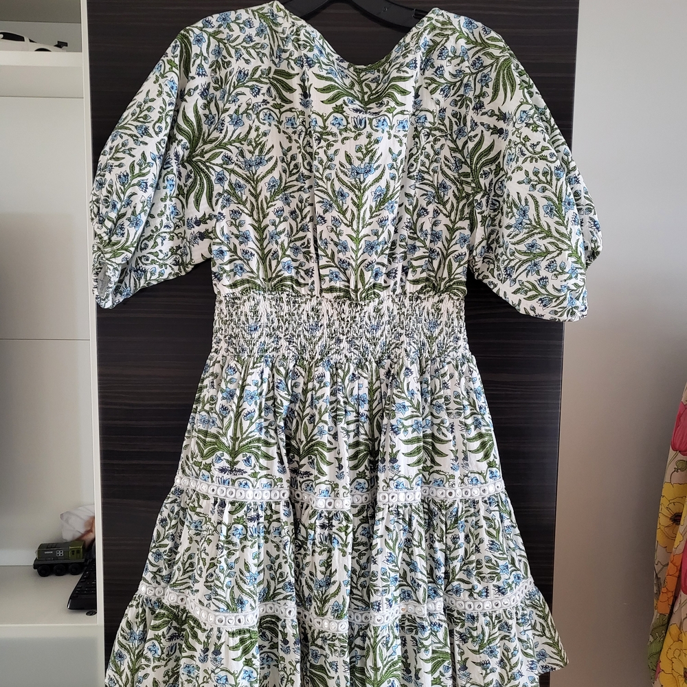 SAYLOR White and Green Puff Sleeve Midi Sundress - Picture 2 of 3